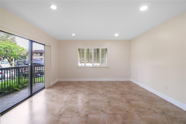 Photo - 7915 SW 86th St Unidad 709