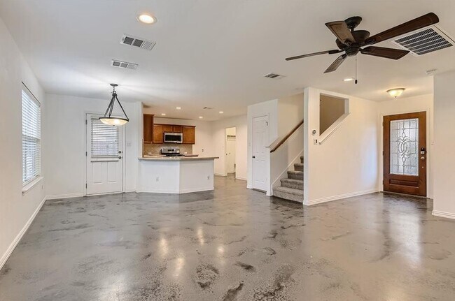 177 Flagstone Trl