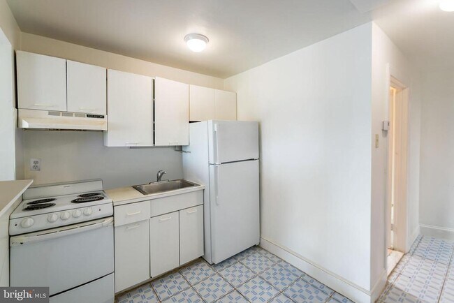 Photo - 400 N 32nd St Unit A