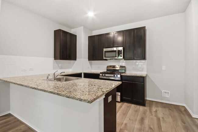 1415 Acorn Mdw St