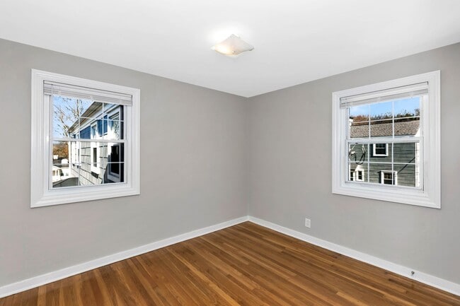 Photo - 207 Windham St SE Unidad 1