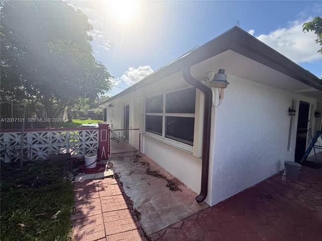 Photo - 2650 SW 13th Ave