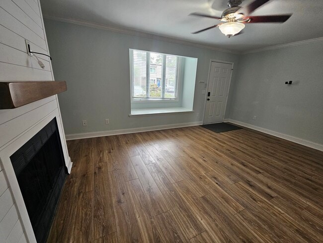 Photo - 634 Cobblestone Dr Unit 634