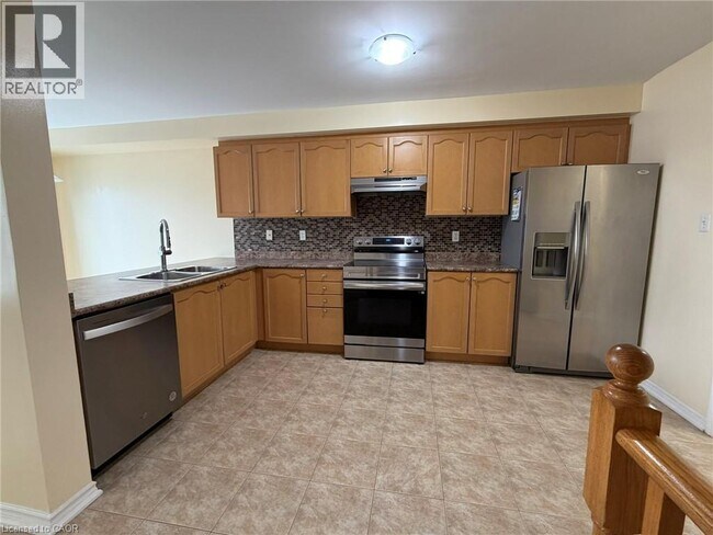 Photo - 121 Bloomington Dr