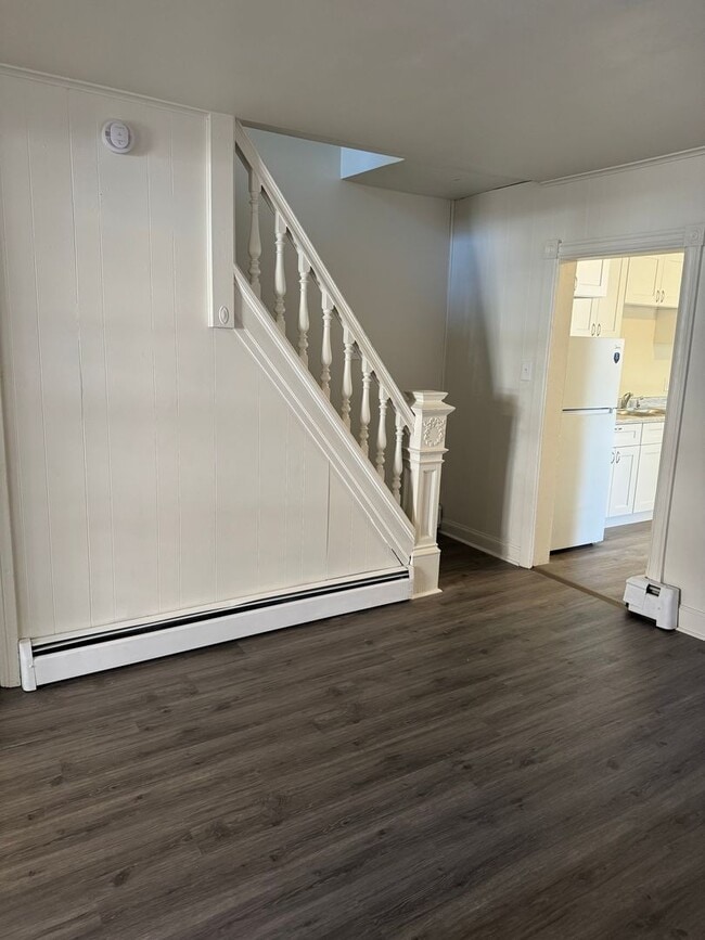 Photo - 3 Bedroom / 1 Bathroom Home in Allentown!