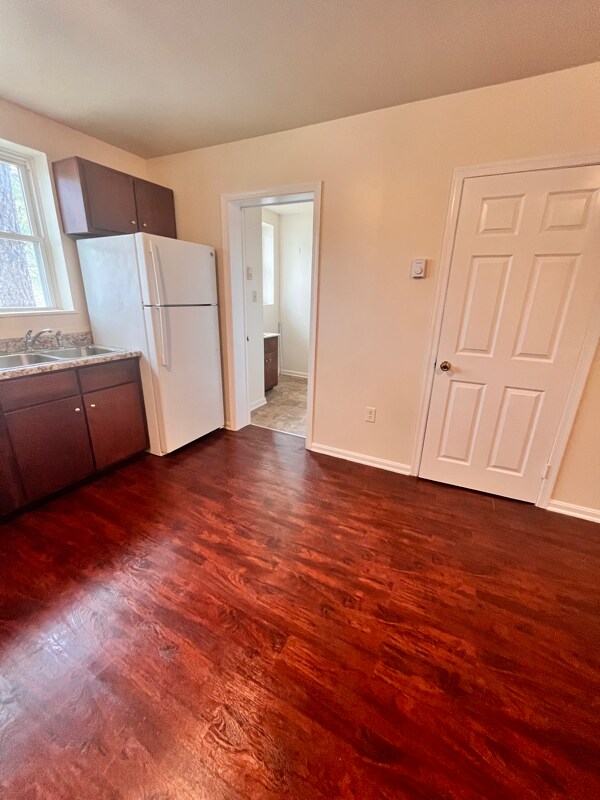 Photo - 213 W Court St Unit 3