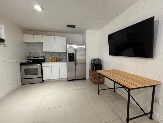 Photo - 10900 NW 24th St Unidad A