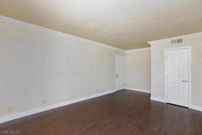 Photo - 5081 River Glen Dr Unit 127