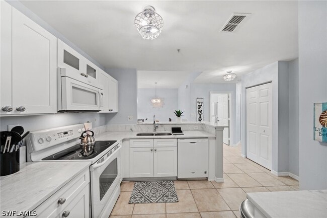 Building Photo - 15393 Bellamar Cir Unit 512