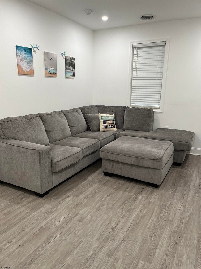 Photo - 3 S Richards Ave Unit A Upper