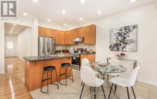 Photo - 9 Chesterwood Cres