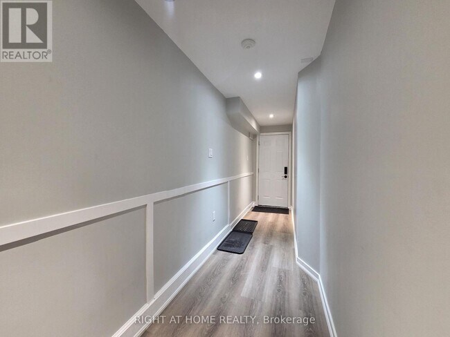 Photo - 1570 Lewes Way