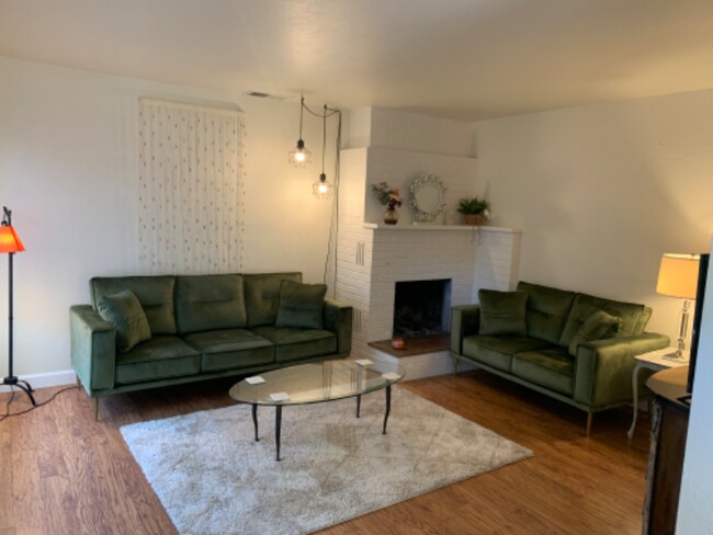 Photo - 2160 Sacramento St