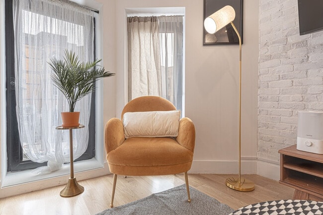 Photo - 233 Covert St. Unit SI ID1515247P