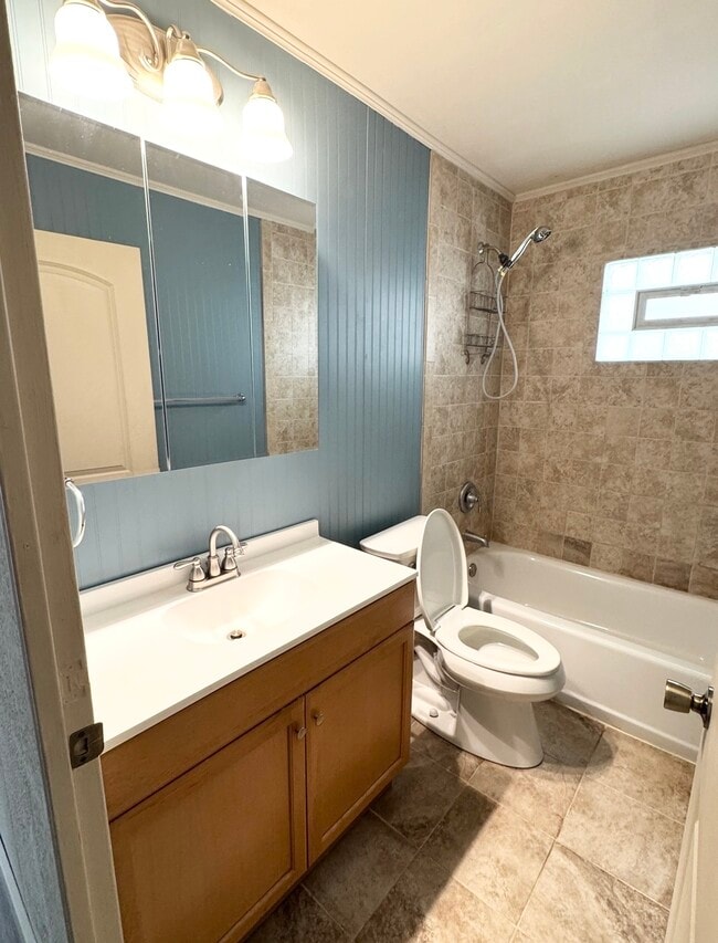 Photo - 2251 Vale Dr