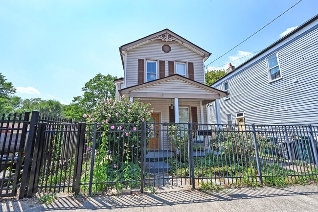 Photo - 3737 Eastern Ave