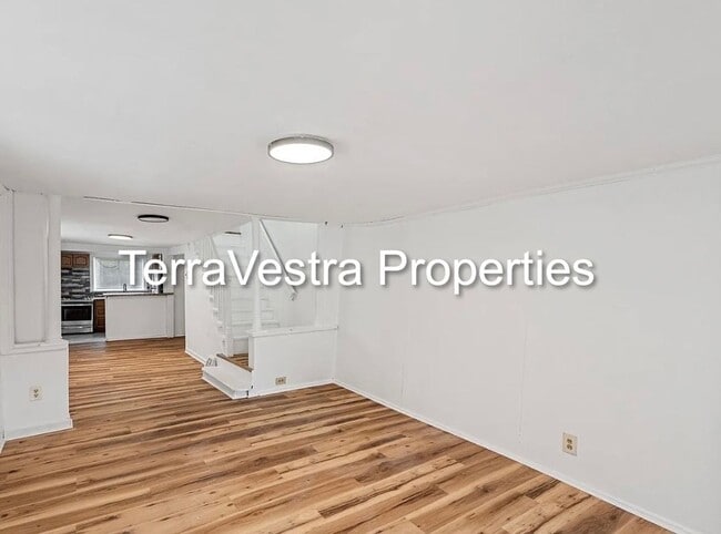 Photo - 2 Bed Single Family in Gloucester City! El...