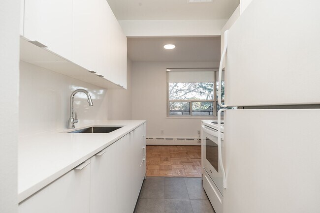 Photo - 27 Paxtonia Blvd Unité 211