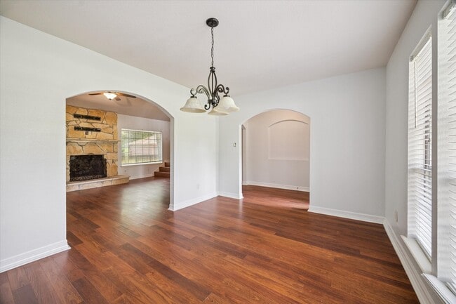 Photo - 23906 Northcrest Dr