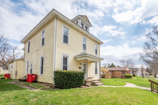 Photo - 138 N Madison Rd Unit A