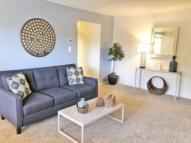 Washington Way Apartments