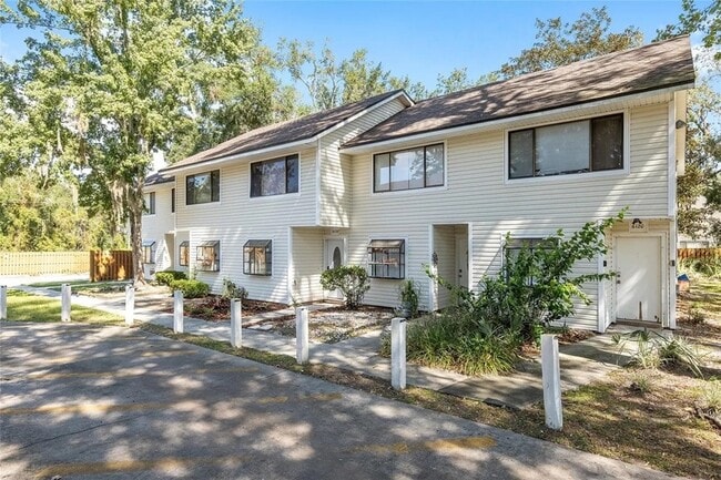 Photo - 6128 SW 8th Pl