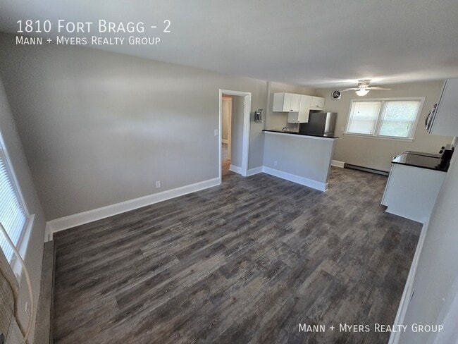 Photo - 1810 Fort Bragg Rd Unidad 2