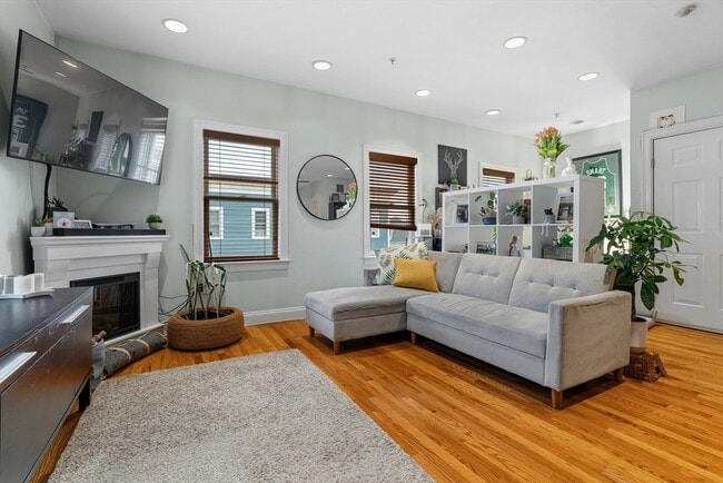 Photo - 202 K St Unit 7