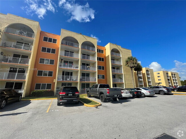 Building Photo - 6950 Miami Gardens Dr Unit 2308 Rental