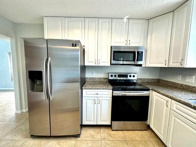Photo - 2698 Linkside Dr