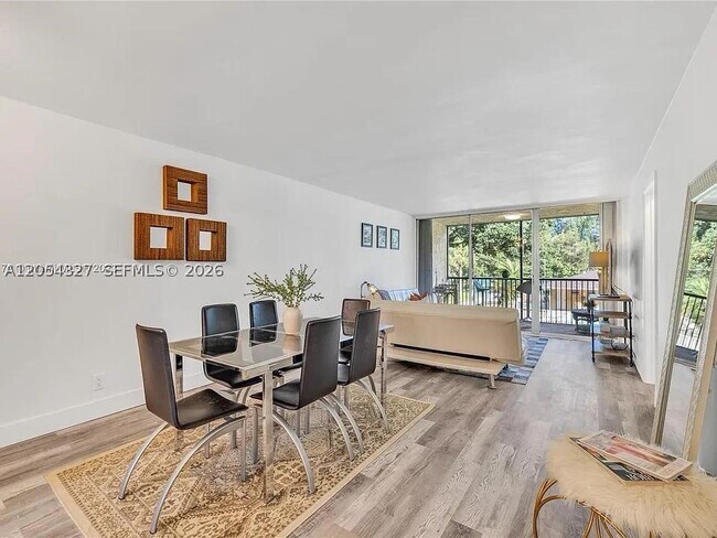 Photo - 5090 SW 64th Ave Unit 205