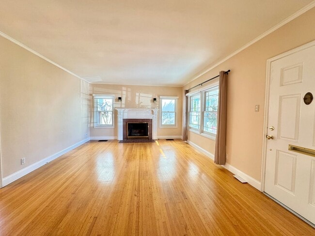 Photo - Naples Island Gem!