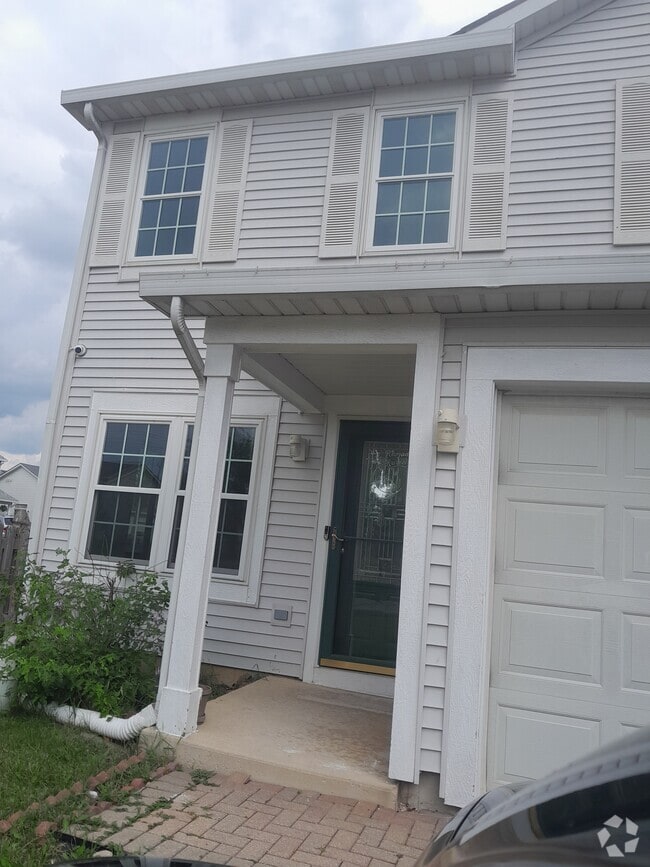 Building Photo - 277 Richmond Dr Rental