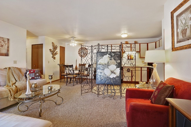 Yorkshire Lane Apartments