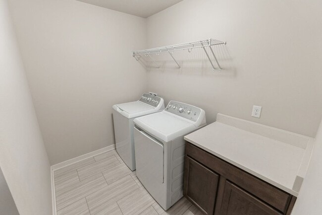 Photo - CORNER UNIT!! 3 Bed, 2.5 Bath Townhome in Ankeny
