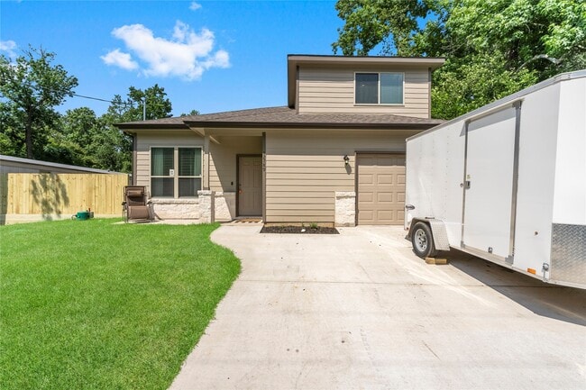 Photo - 12789 Royal W Dr
