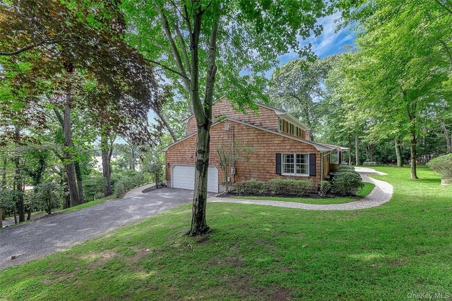 Photo - 451 River Rd