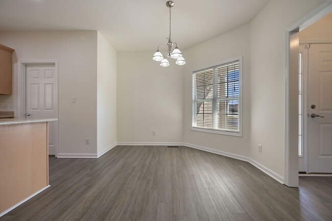 Photo - 15 Little Birch Dr