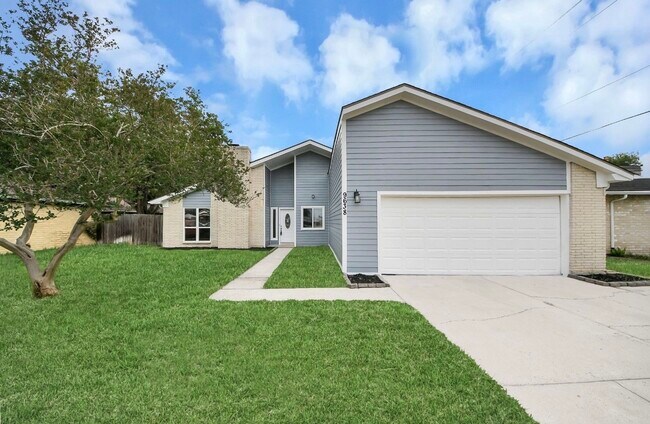 Photo - 9638 Ravensworth Dr