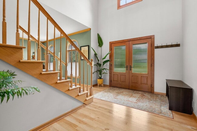 22873 Cherry Hill Ct