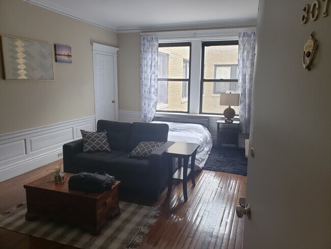 466 Commonwealth Ave Unit 807