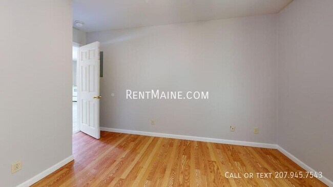 Photo - 1835 Hammond St Unit 1