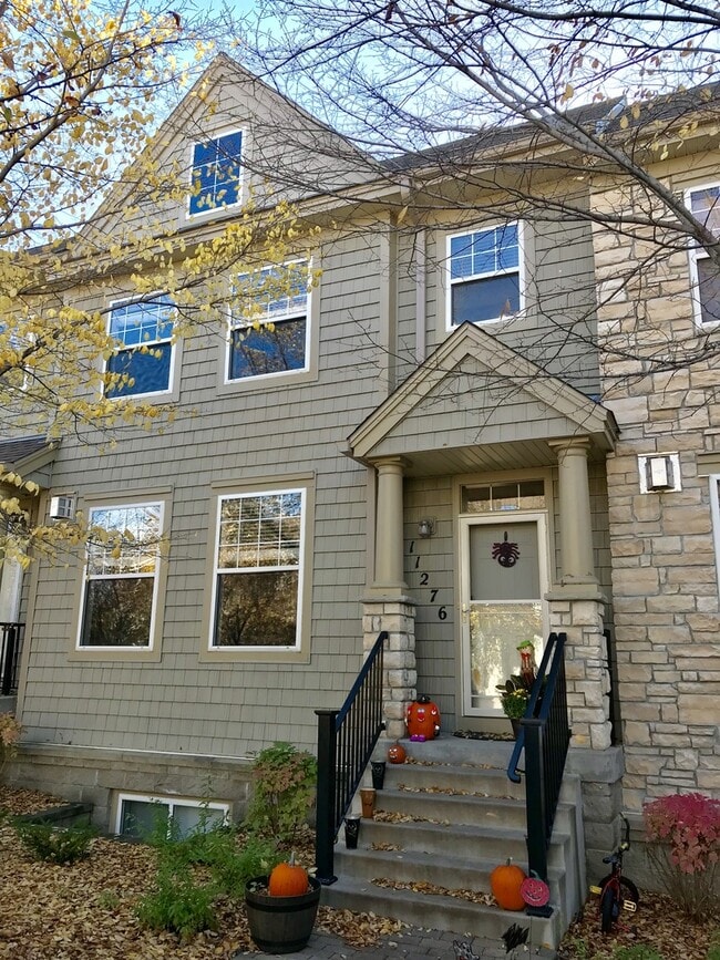 Beautiful 3 Br / 2.5 Ba TH w/ Granite Coun... - Beautiful 3 Br / 2.5 Ba TH w/ Granite Coun... Casa Adosada