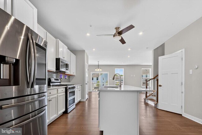 Photo - 8005 Milltown Cir