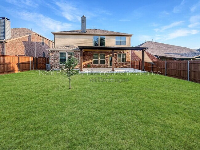 Photo - 512 Winchester Dr