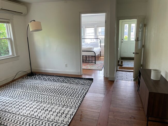 Photo - 1221 Vine St Unit 1