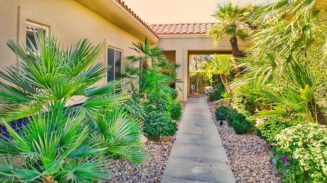 Photo - 128 Kavenish Dr