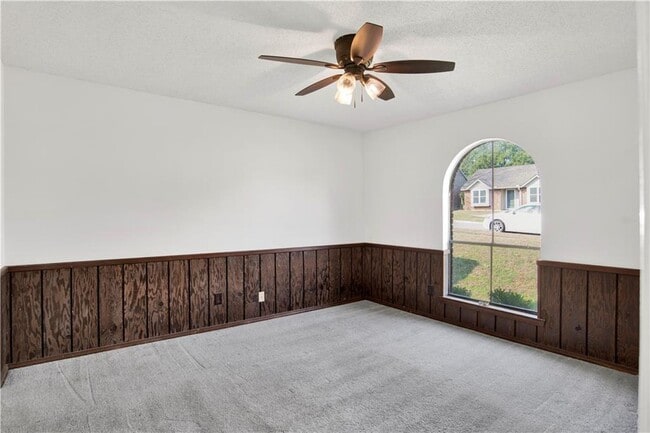 Photo - 6071 Highland Cir N