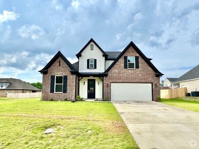 Building Photo - Brand New 4BR 2.5bath + office home in Oli...