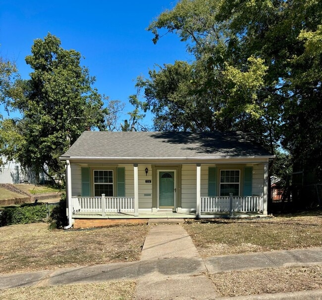 Cute Cottage For Rent! - Cute Cottage For Rent! House